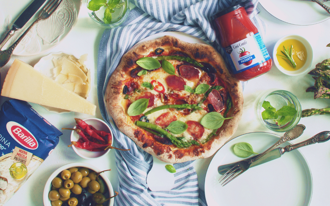 Pizza z chorizo i zielonymi szparagami
